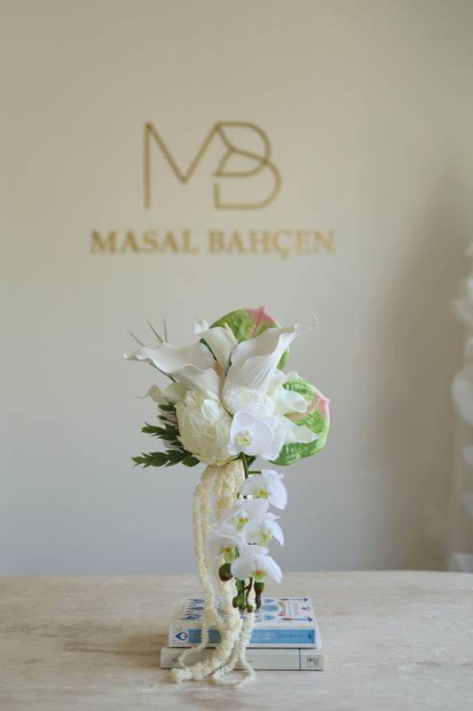Beyaz Buket Masalı